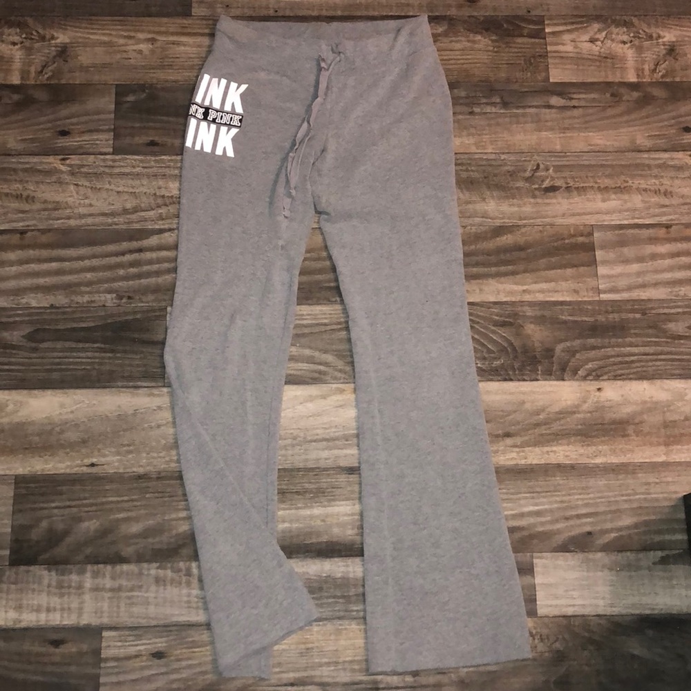 PINK VS SWEATPANTS